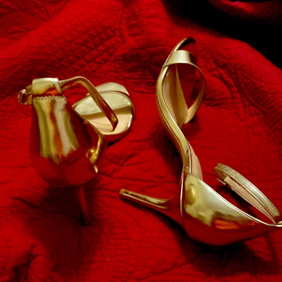 ALDO - Picture 2 of 3